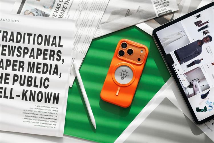 Ốp lưng MagSafe iPhone 17 Pro PC TPU XTREM Screen Smart-Image Màu Cam