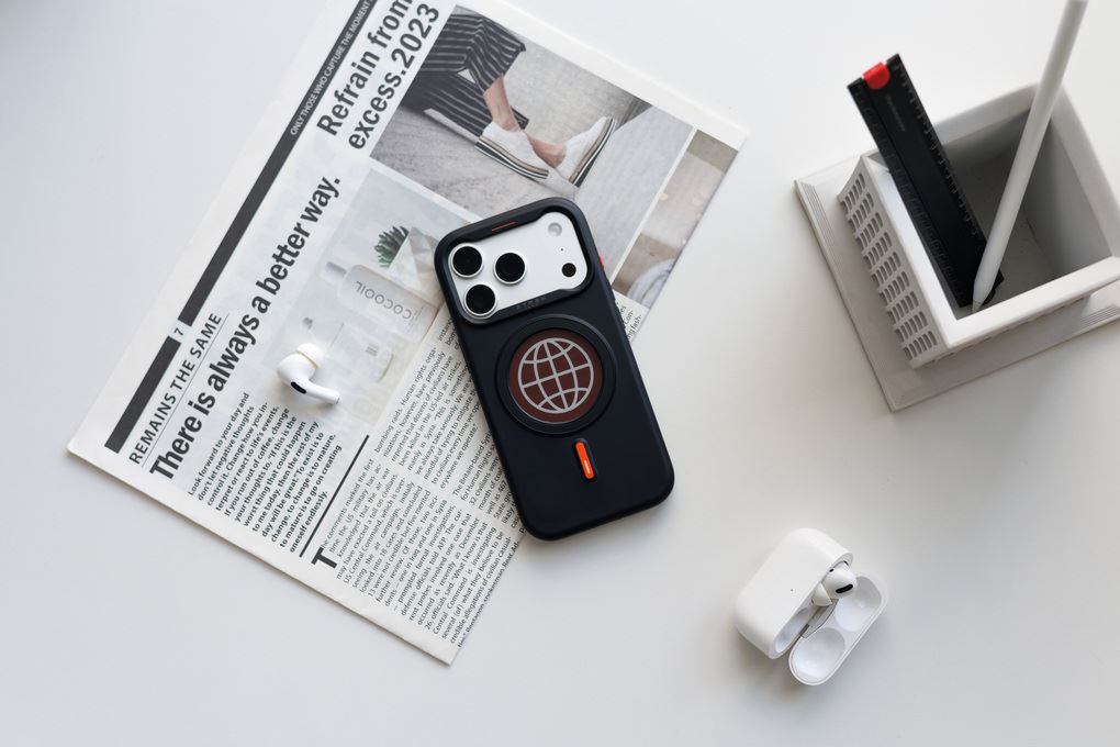 Ốp lưng MagSafe iPhone 17 Pro PC TPU XTREM Screen Smart-Image Màu Đen