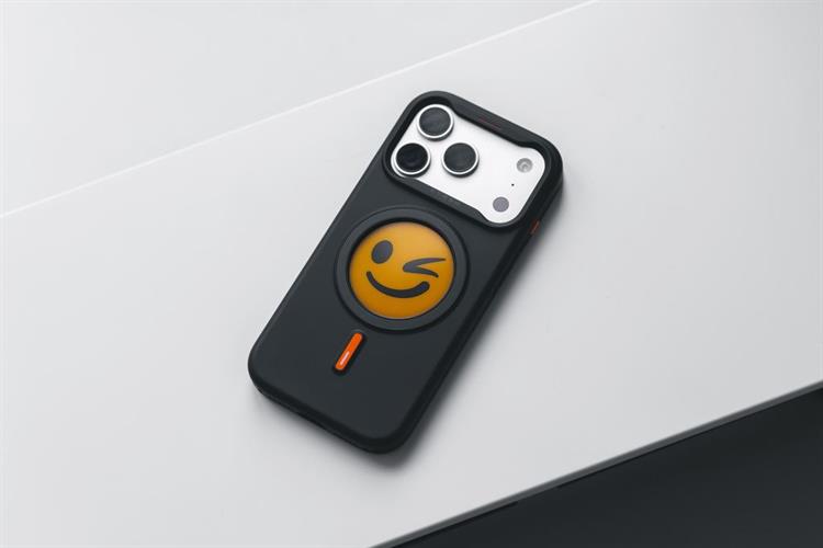 Ốp lưng MagSafe iPhone 17 Pro PC TPU XTREM Screen Smart-Image Màu Đen