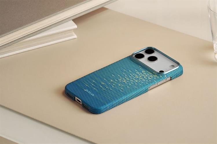 Ốp lưng MagSafe iPhone 17 Pro Max Aramid PITAKA Ultra Slim có PitaTap Màu Xanh lam