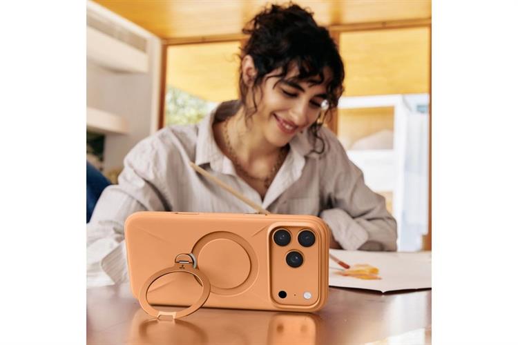 Ốp lưng Magnetic 360 Stand iPhone 17 Pro Max TPU PC TORRAS Q PRO Màu Cam