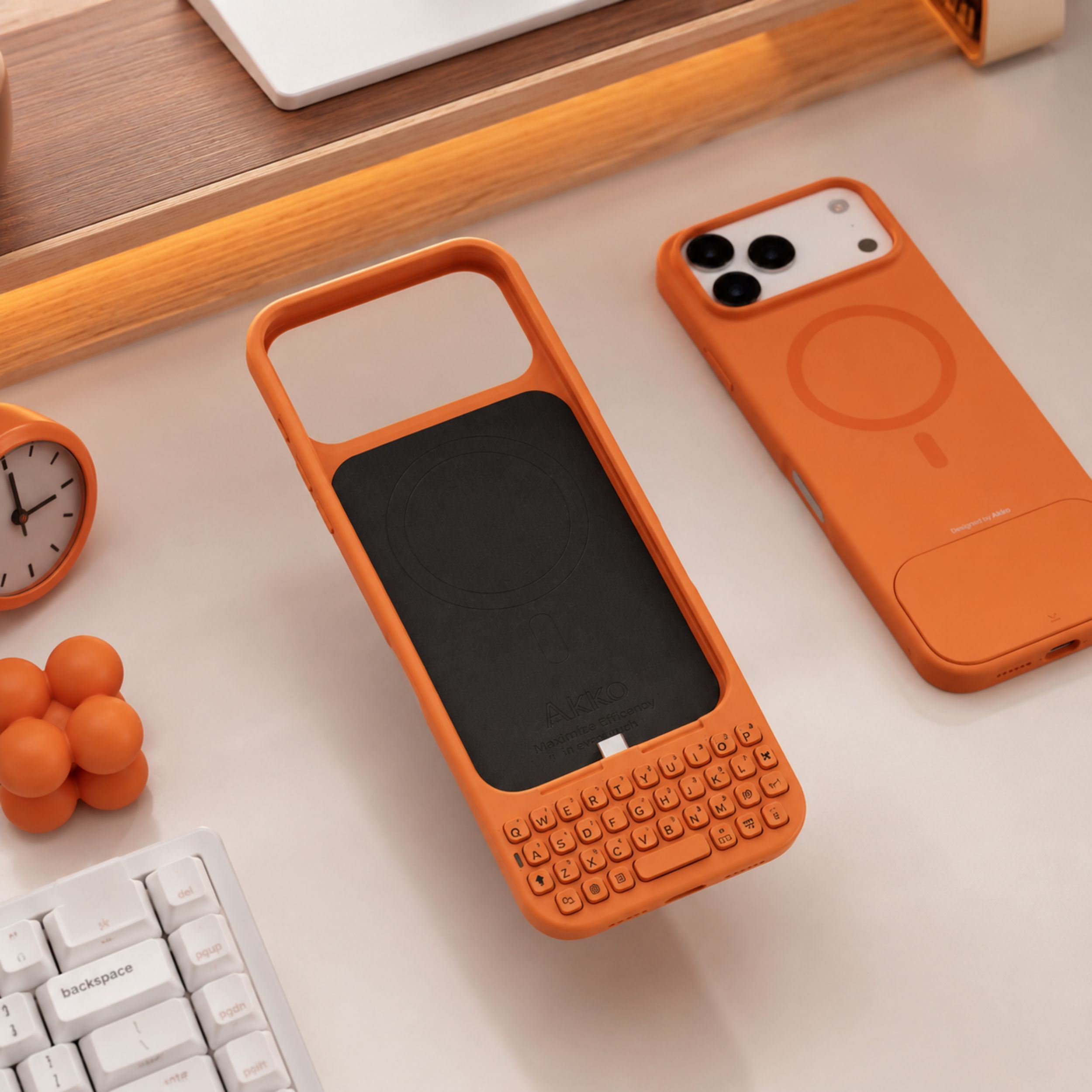 Ốp lưng iPhone 17 Pro Max kèm bàn phím Akko MetaKey Màu Cam