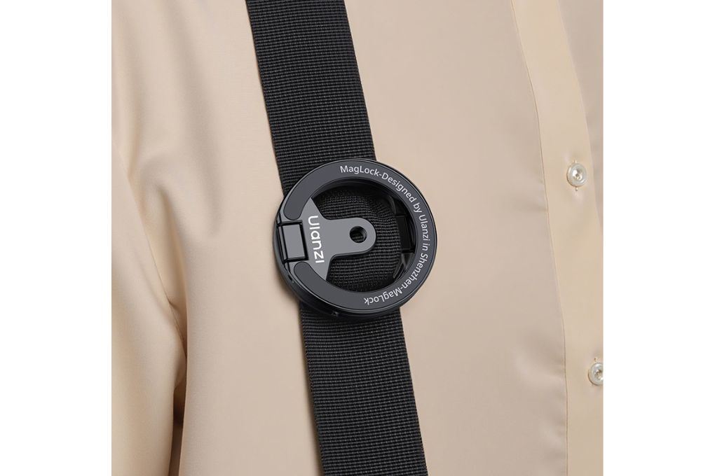 Giá Đỡ Điện Thoại Magnetic Gấp Gọn Ulanzi MA02 Màu Đen