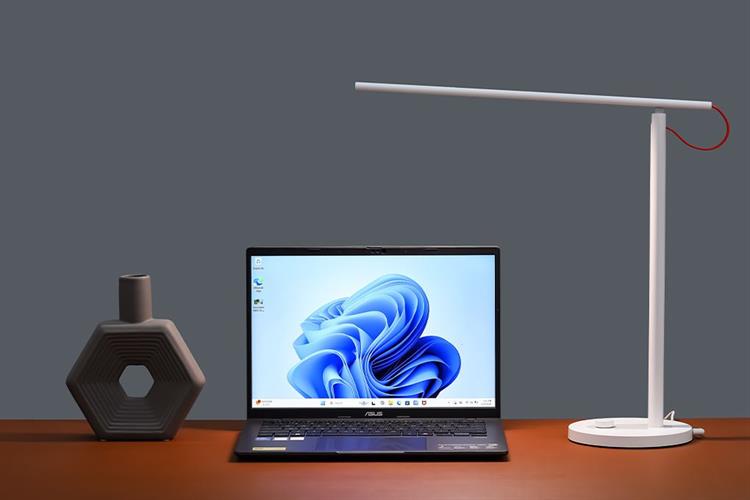 Đèn bàn thông minh Xiaomi Mi Led Desk Lamp 1S Màu Trắng