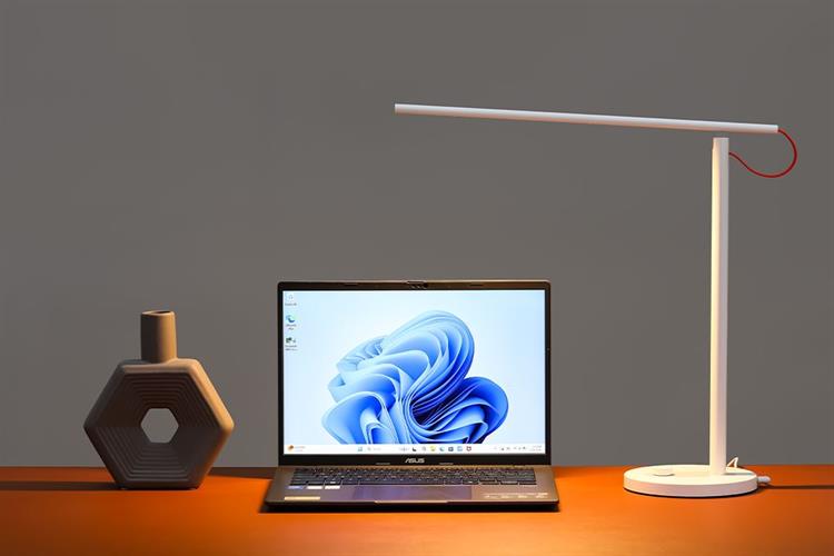 Đèn bàn thông minh Xiaomi Mi Led Desk Lamp 1S Màu Trắng
