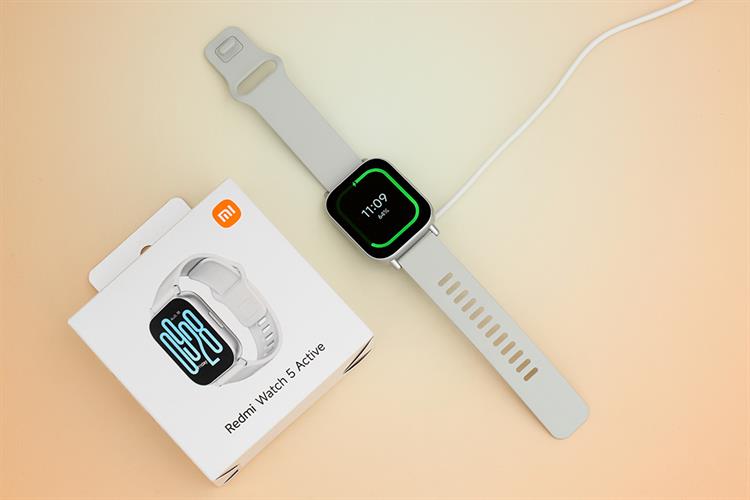 Xiaomi Redmi Watch 5 Active 49.1mm dây TPU Màu Bạc