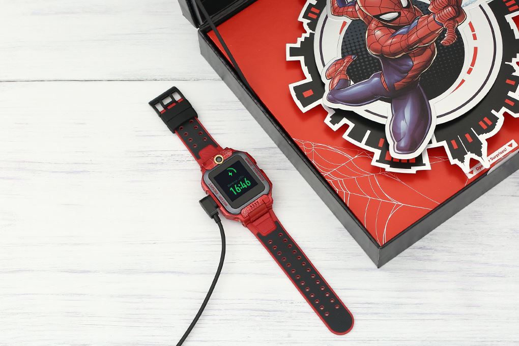 Đồng hồ định vị trẻ em imoo Z7 Spider Man Màu Đỏ