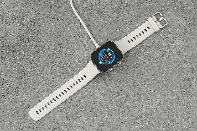 Huawei Watch Fit 4 43mm dây silicone Màu Trắng