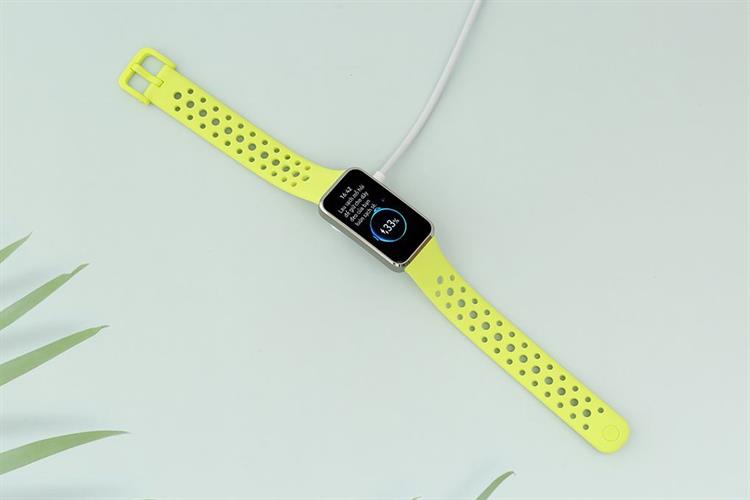 Vòng đeo tay thông minh Huawei Band 10 viền nhôm Màu Xanh lá