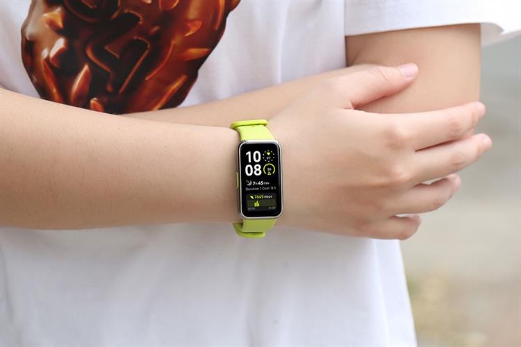 Vòng đeo tay thông minh Huawei Band 10 viền nhôm Màu Xanh lá