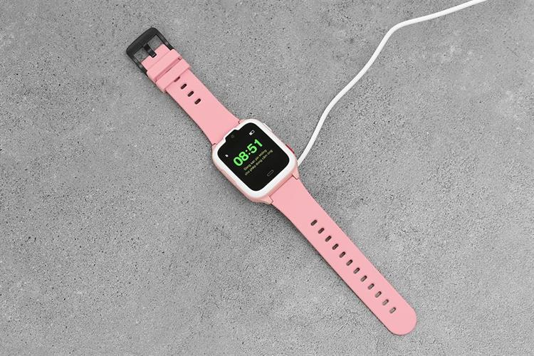 Đồng hồ định vị trẻ em Masstel Smart Hero Star Màu Hồng