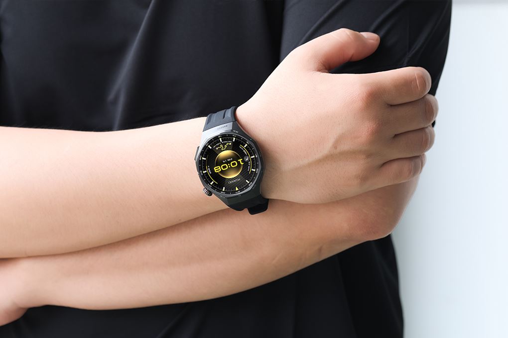 Huawei Watch GT 6 Pro 46mm viền Titanium dây cao su Màu Đen