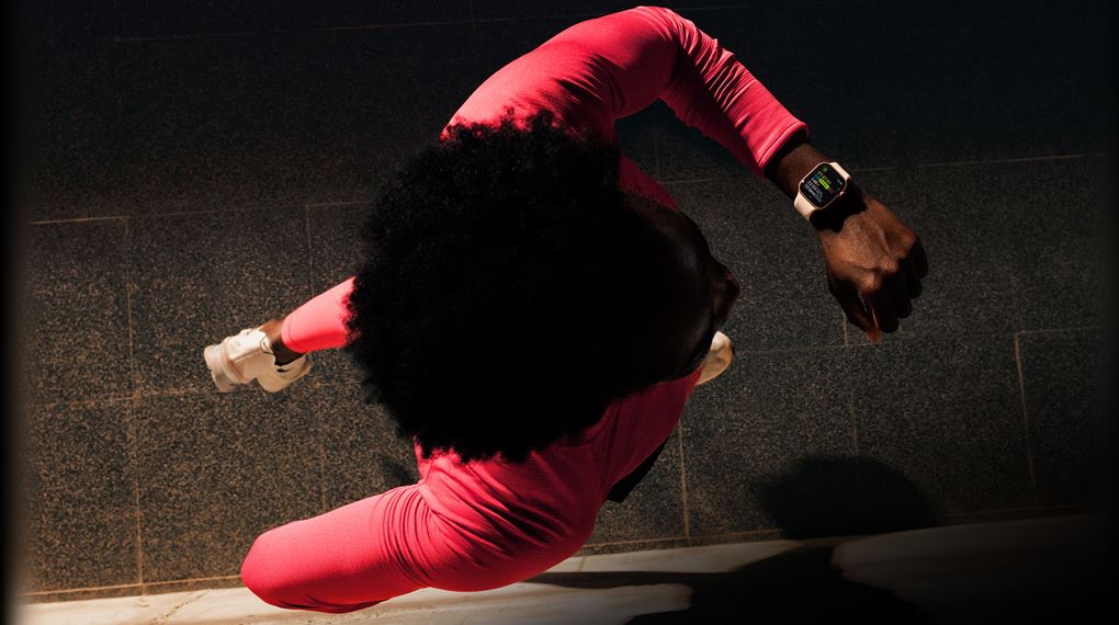 Nhiều tính năng sức khỏe thông minh Nhiều tính năng sức khỏe thông minh