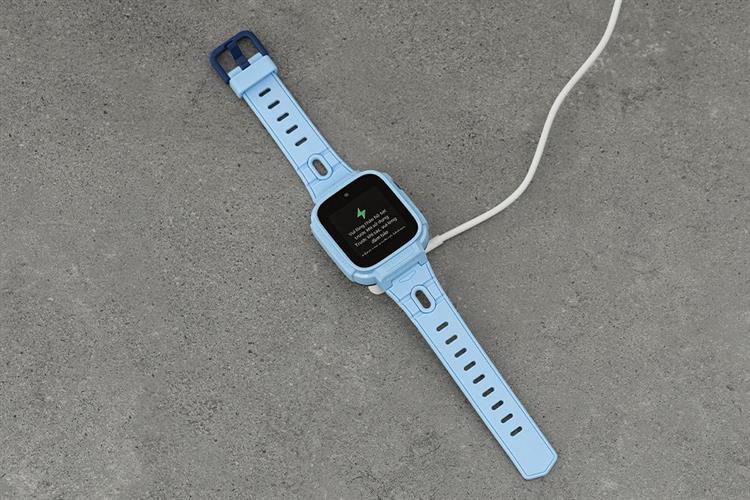 Đồng hồ định vị trẻ em Kidcare K25 4G Màu Xanh Dương