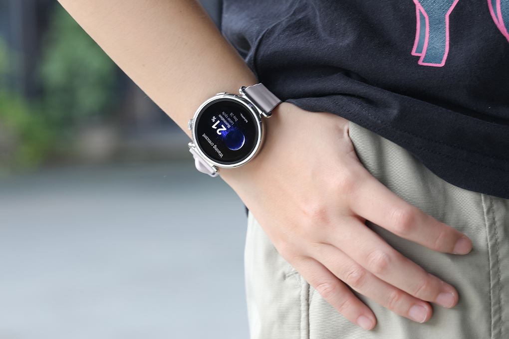 Huawei Watch GT 6 41mm viền thép dây cao su Màu Tím