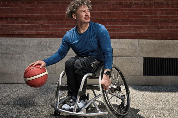 Garmin Venu 4 45mm dây silicone Màu Xám