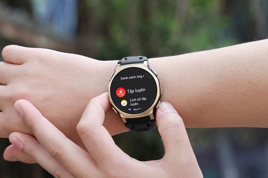 Amazfit T-Rex 3 Pro 44mm dây silicone Màu Đen - Vàng đồng