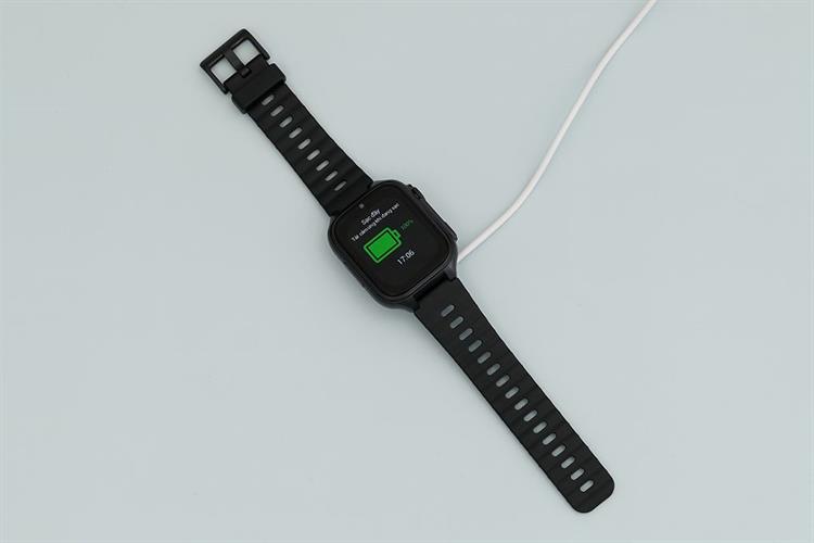 Đồng hồ định vị trẻ em Kidcare Sight S26 4G Màu Đen