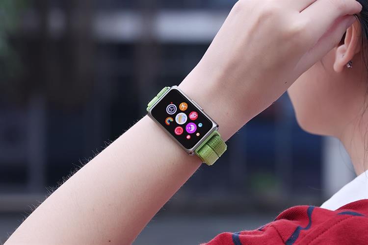 Vòng đeo tay thông minh Huawei Band 11 Pro dây nylon dệt Màu Xanh lá