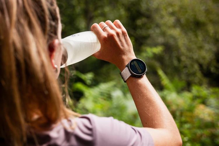 Suunto Race S Titanium 45mm dây silicone Màu Trắng