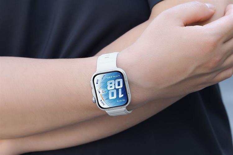 Huawei Watch Fit 5 Pro 44.5mm viền Titanium Micro Arc Oxidation dây Fluoro Màu Trắng