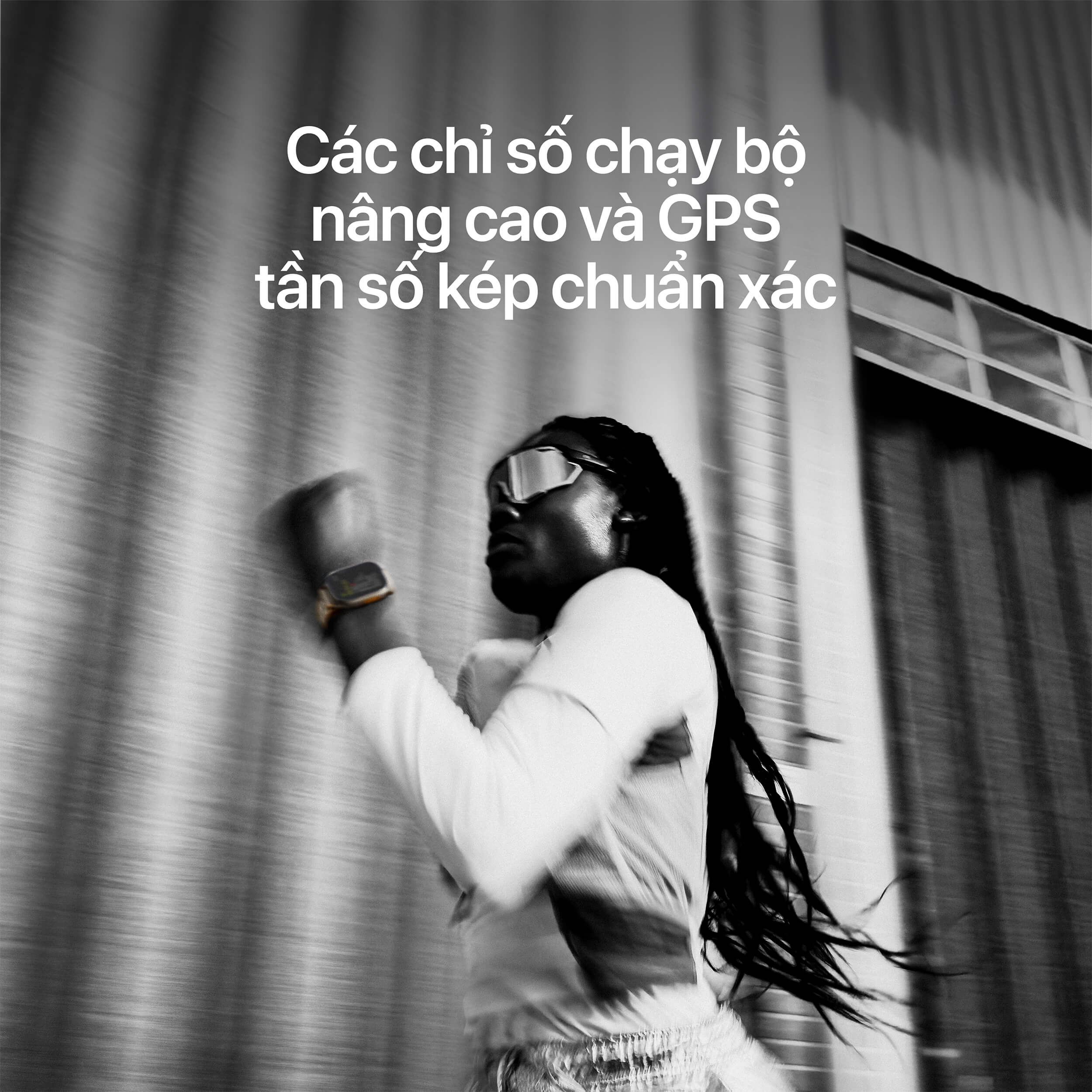 Apple Watch Ultra 4 GPS + Cellular 49mm viền Titanium dây Milan Màu Titan tự nhiên