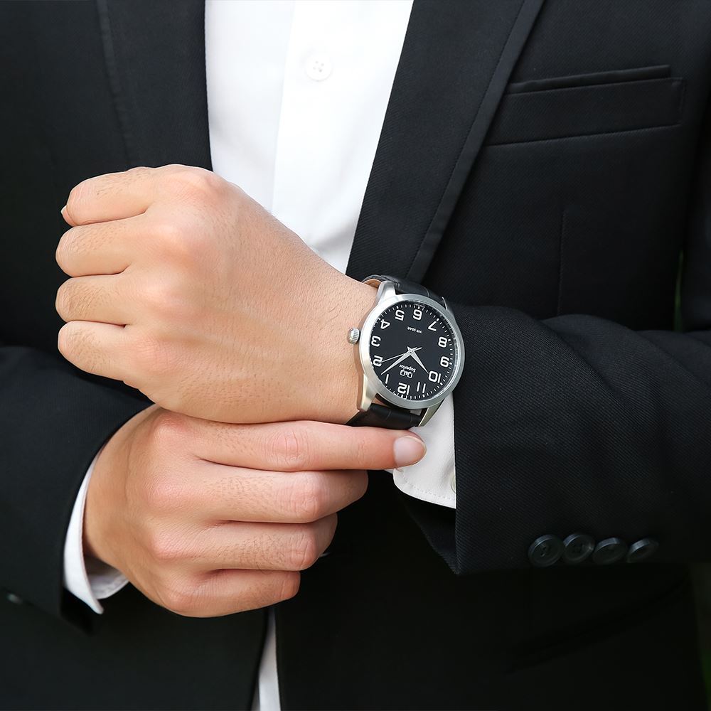 Đồng hồ Q&Q 42 mm Nam C23A-008VY