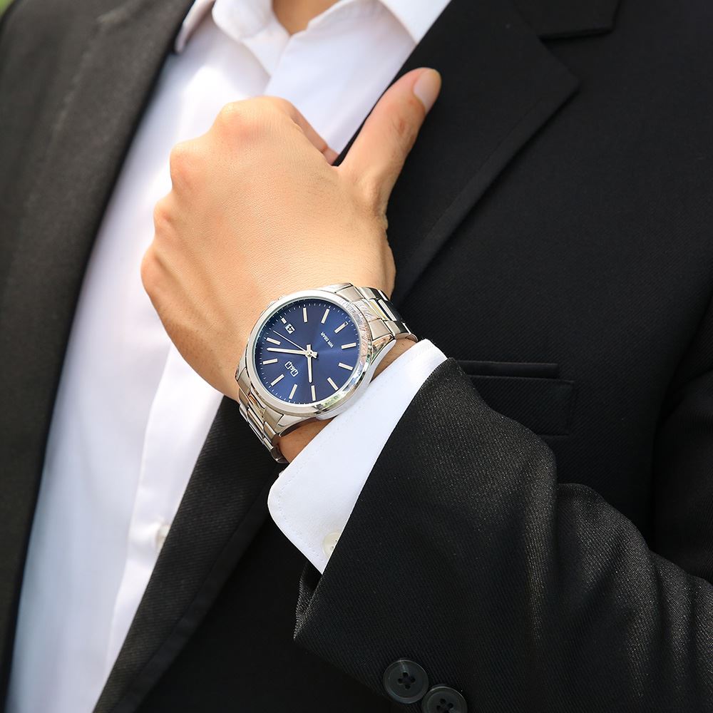 Đồng hồ Q&Q 43 mm Nam A484J212Y