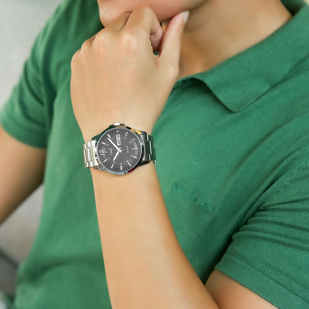 Đồng hồ Q&Q 42 mm Nam A36A-004PY