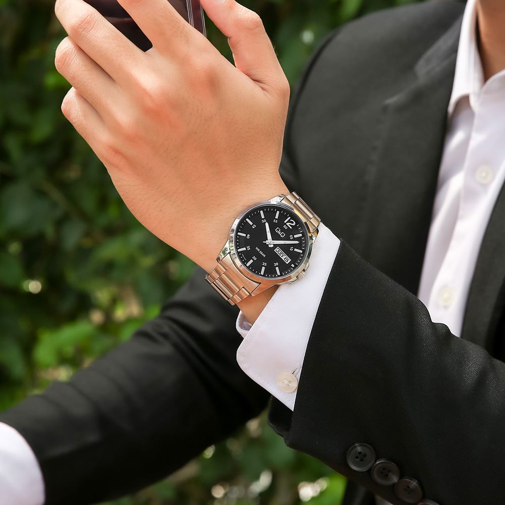 Đồng hồ Q&Q 42 mm Nam A36A-004PY