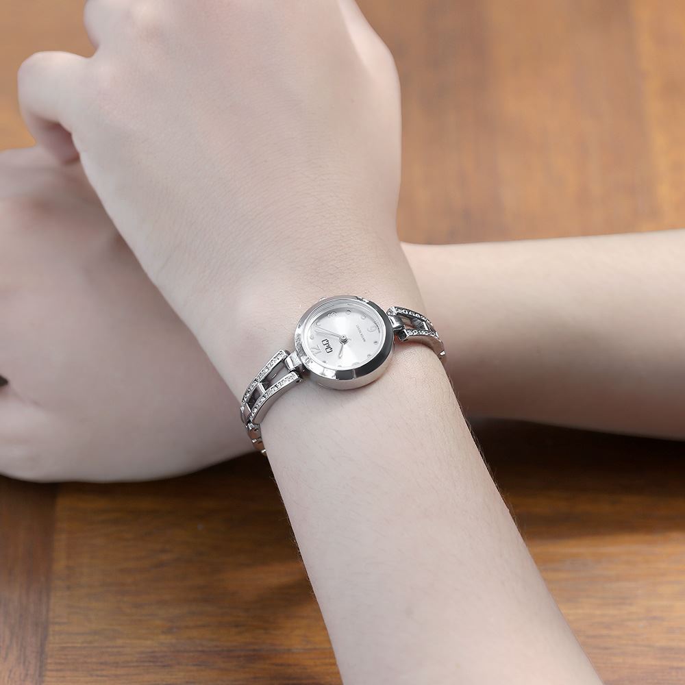 Đồng hồ Q&Q 22 mm Nữ F07A-001PY