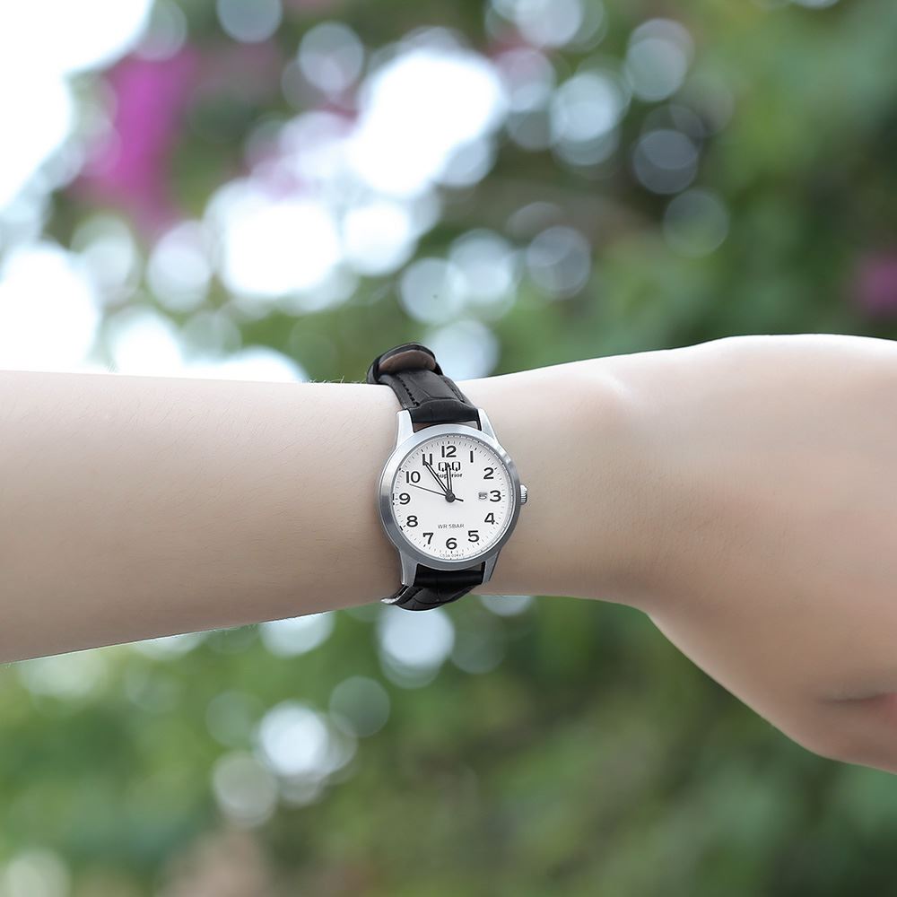 Đồng hồ Q&Q 29 mm Nữ C53A-004VY