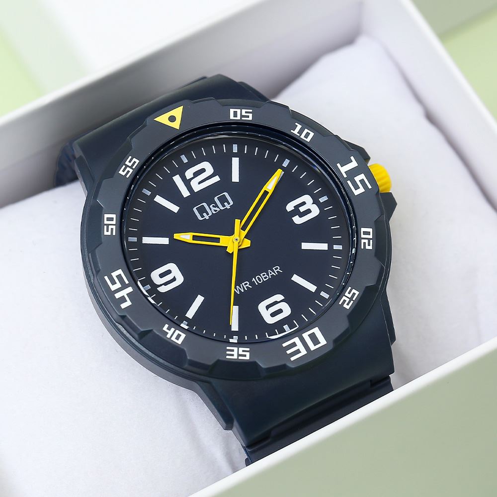 Đồng hồ Q&Q 43 mm Nam V02A-016VY