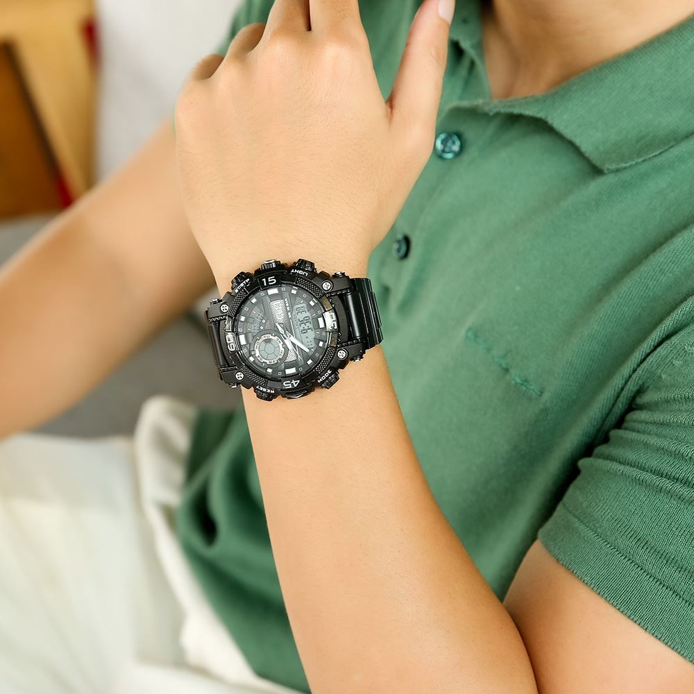 Đồng hồ Q&Q 52 mm Nam GW87J010Y