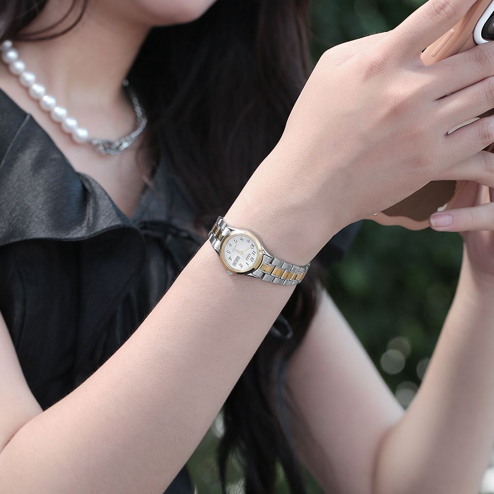 Đồng hồ Q&Q 23.5 mm Nữ A30A-001PY