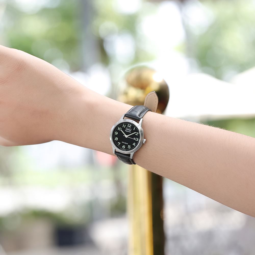 Đồng hồ Q&Q 29 mm Nữ C53A-006VY