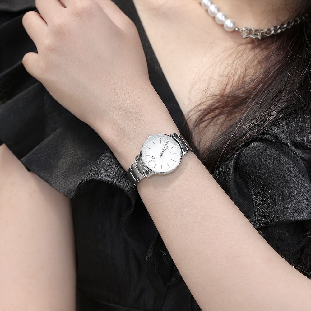 Đồng hồ Q&Q 30.5 mm Nữ C65A-005PY