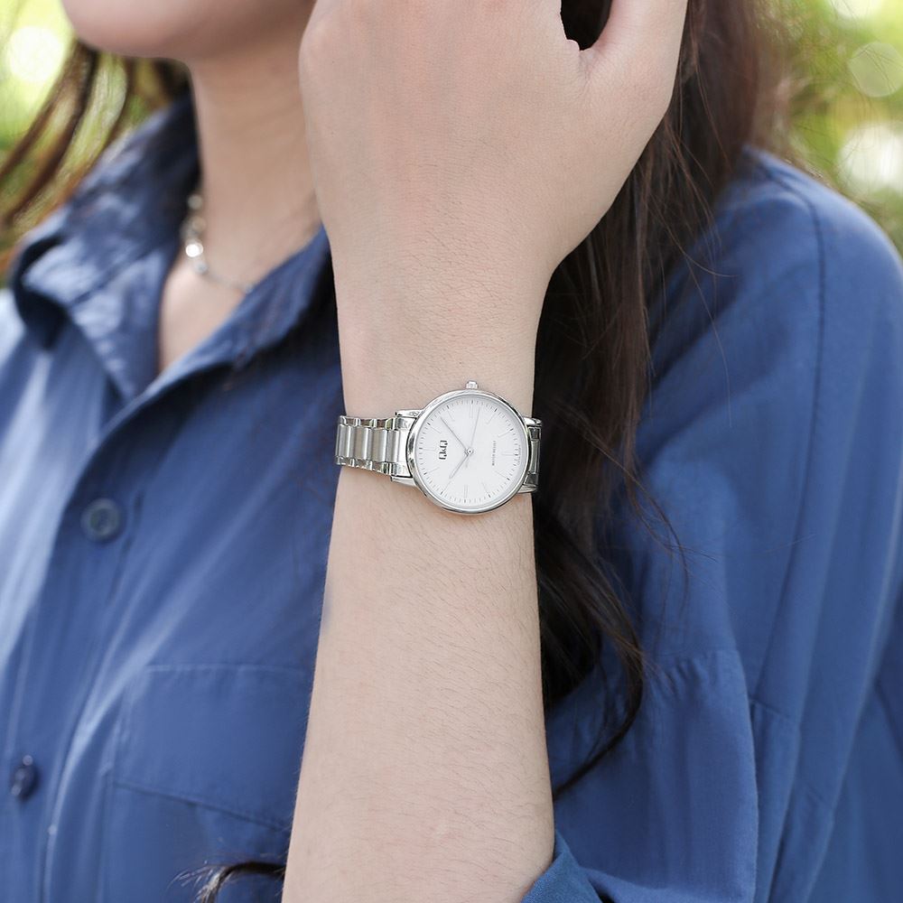 Đồng hồ Q&Q 30.5 mm Nữ C65A-005PY