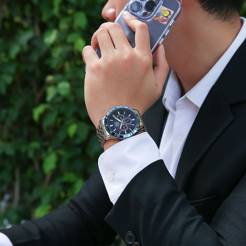 Đồng hồ Q&Q 44 mm Nam CE02J422Y