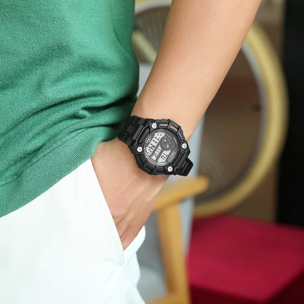 Đồng hồ Q&Q 52.5 mm Nam G18A-001VY