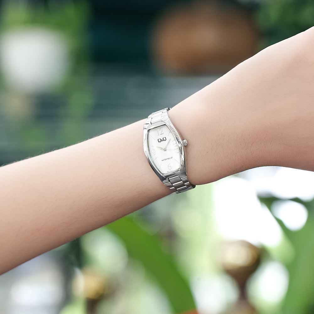Đồng hồ Q&Q 22 mm Nữ Q06A-001PY