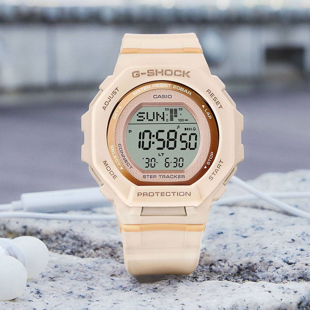 Đồng hồ G-Shock G-Squad 43.8 mm Nữ GMD-B300-4DR Màu Hồng