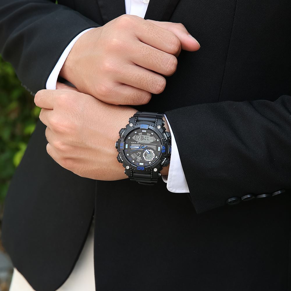 Đồng hồ Q&Q 52 mm Nam GW87J012Y