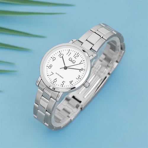 Đồng hồ Q&Q 30.5 mm Nữ C35A-002PY Màu Bạc