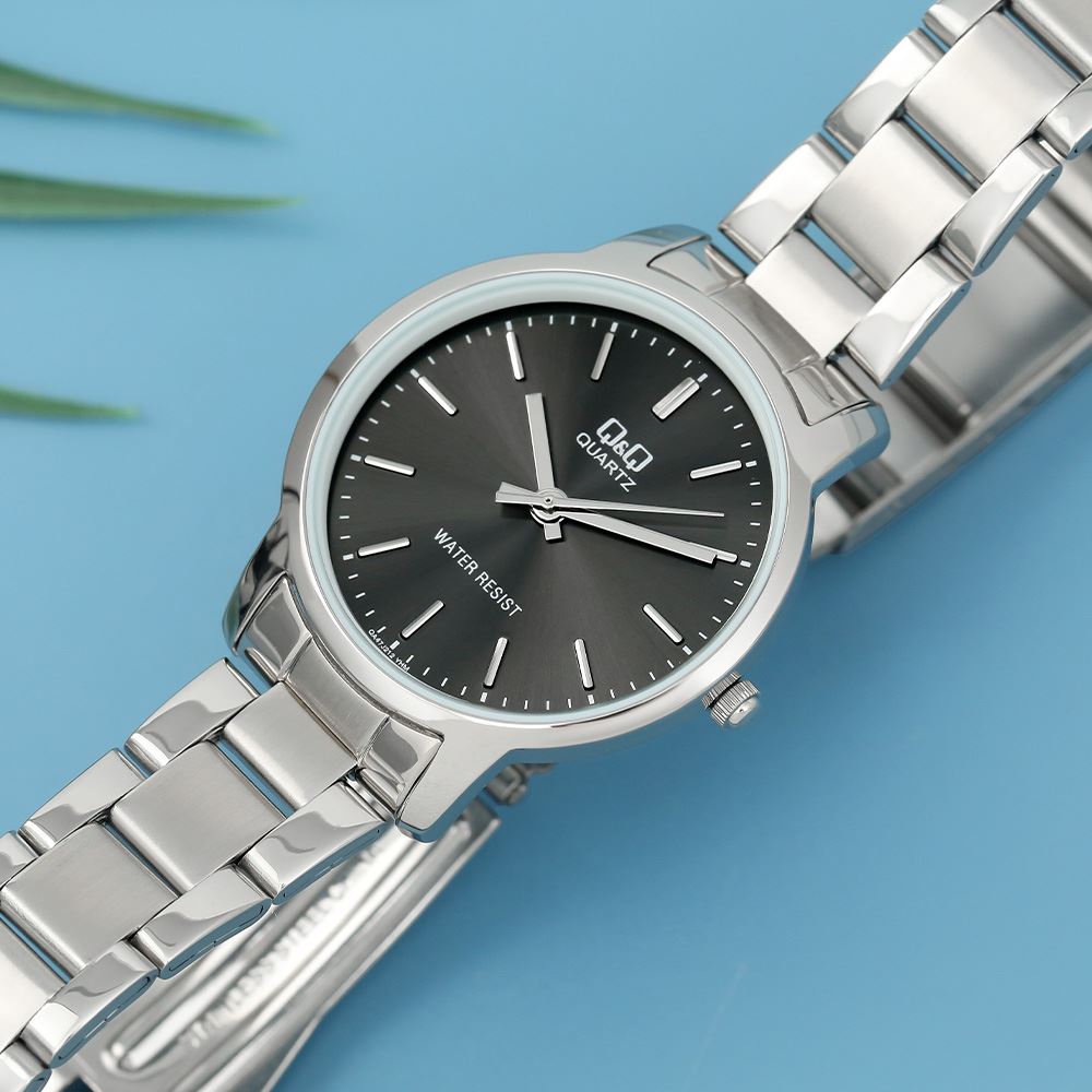 Đồng hồ Q&Q 30 mm Nữ QA47J212Y