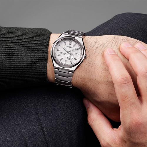 Đồng hồ Citizen Mechanical 41 mm Nam NJ0180-80A Màu Bạc