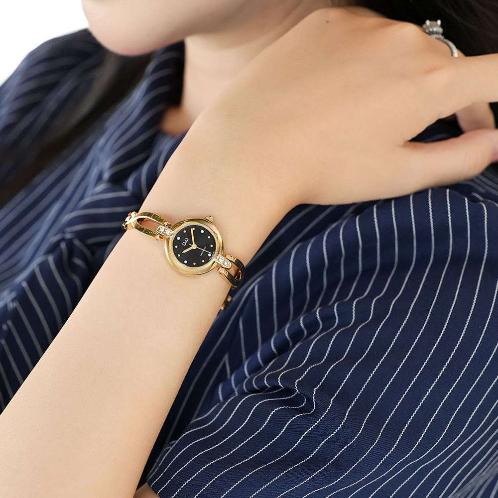 Đồng hồ Q&Q 22 mm Nữ F06A-003PY