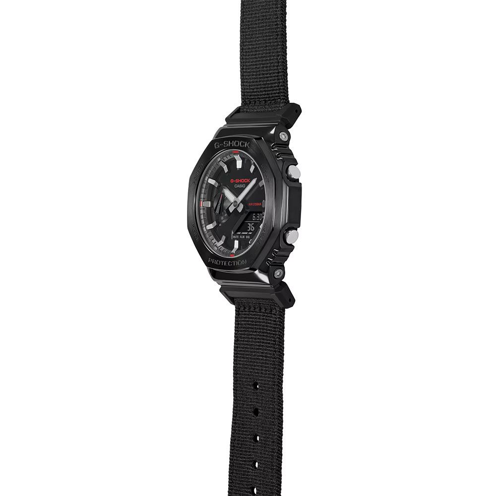 Đồng hồ G-Shock 44.4 mm Nam GM-2100CB-1ADR Màu Đen