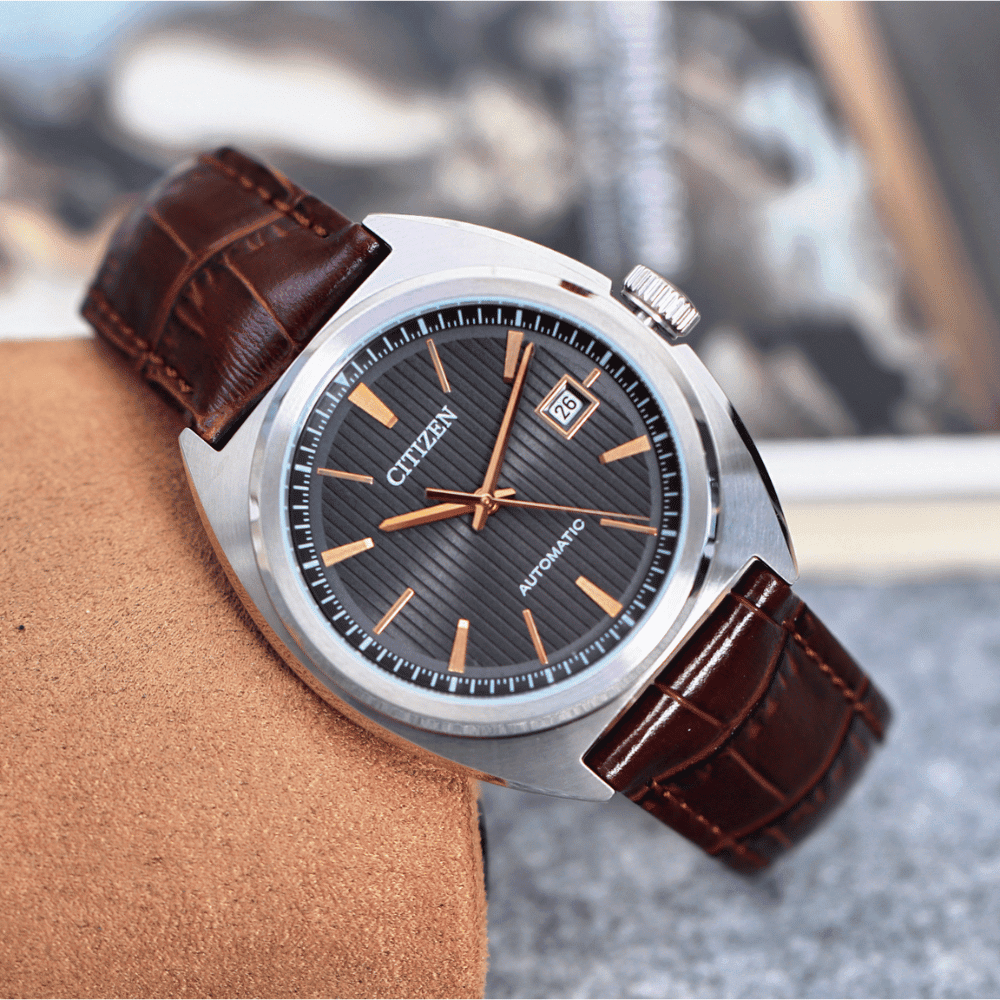 Đồng hồ Citizen 42 mm Nam NJ0100-03H Màu Nâu