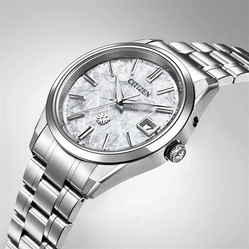 Đồng hồ Citizen 38 mm Nam AQ4100-57B Màu Bạc